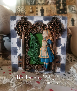 Following Alice -Silicone Decor Mould