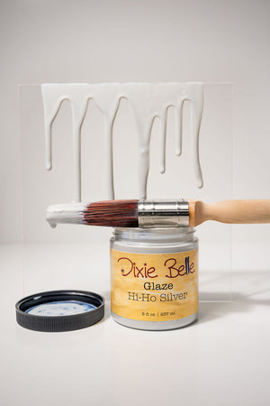 Dixie Belle Hi Ho Silver Glaze color sample