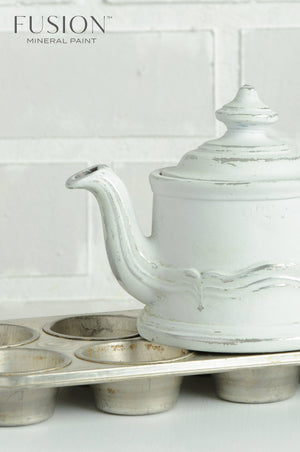 Lamp White Fusion Mineral Paint - Matte Finish Furniture & Cabinet Paint - Pint Size
