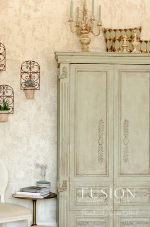 Lichen Fusion Mineral Paint - Matte Furniture & Cabinet Paint - Pint Size